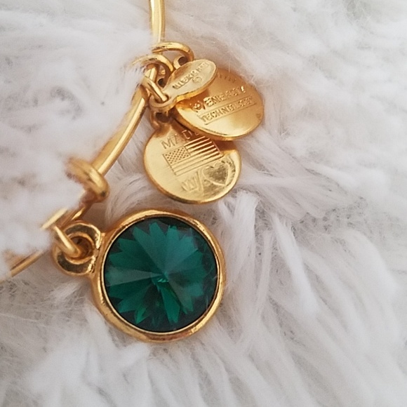 Alex & Ani Bracelet Bundle - Picture 2 of 4